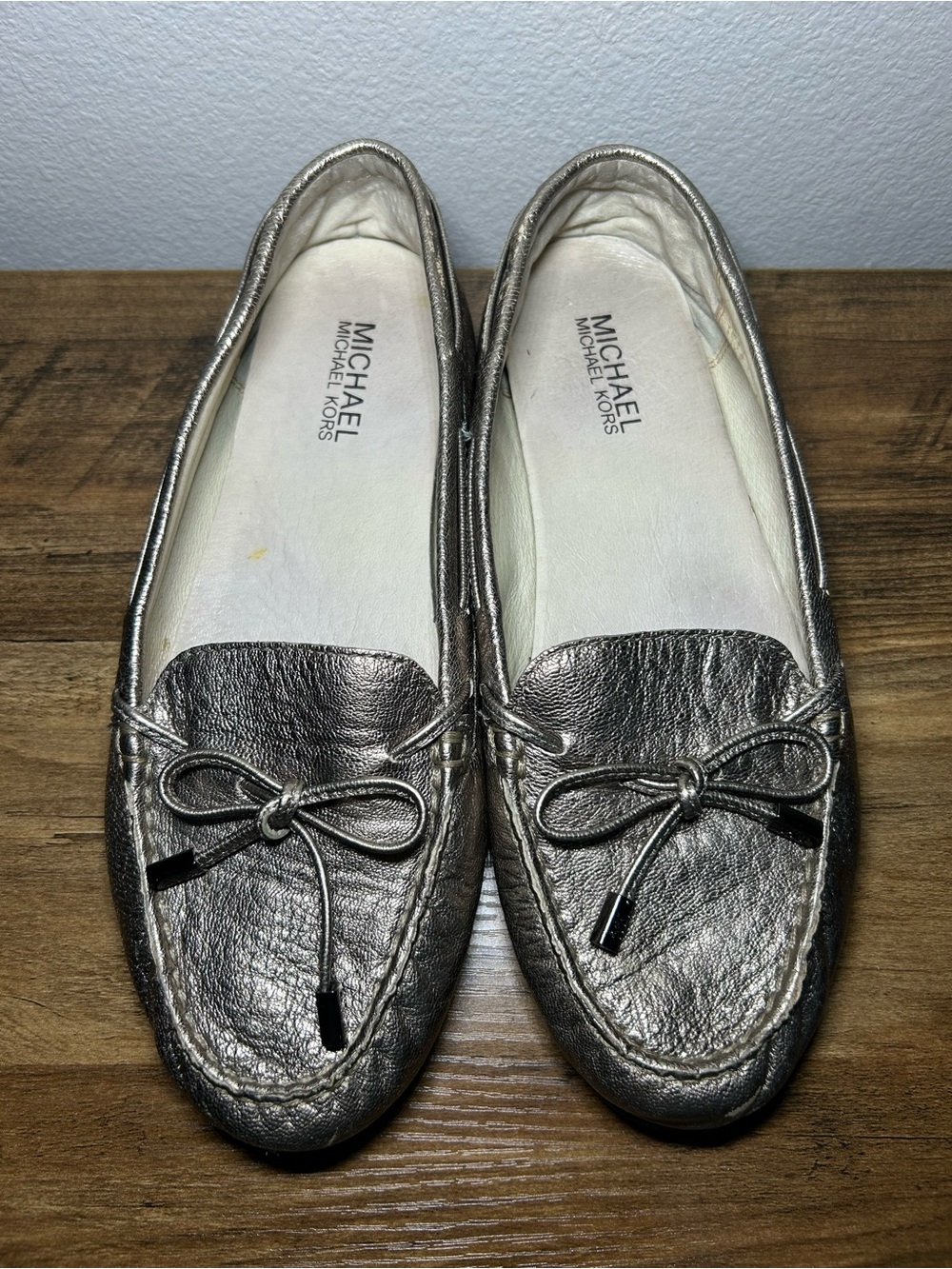 MICHAEL Michael Kors Metallic Silver Bow Tie Driving Loafers